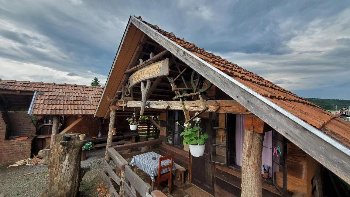 Casa Rustic Feher & Fekete Vendeghazak Sovata Exterior foto