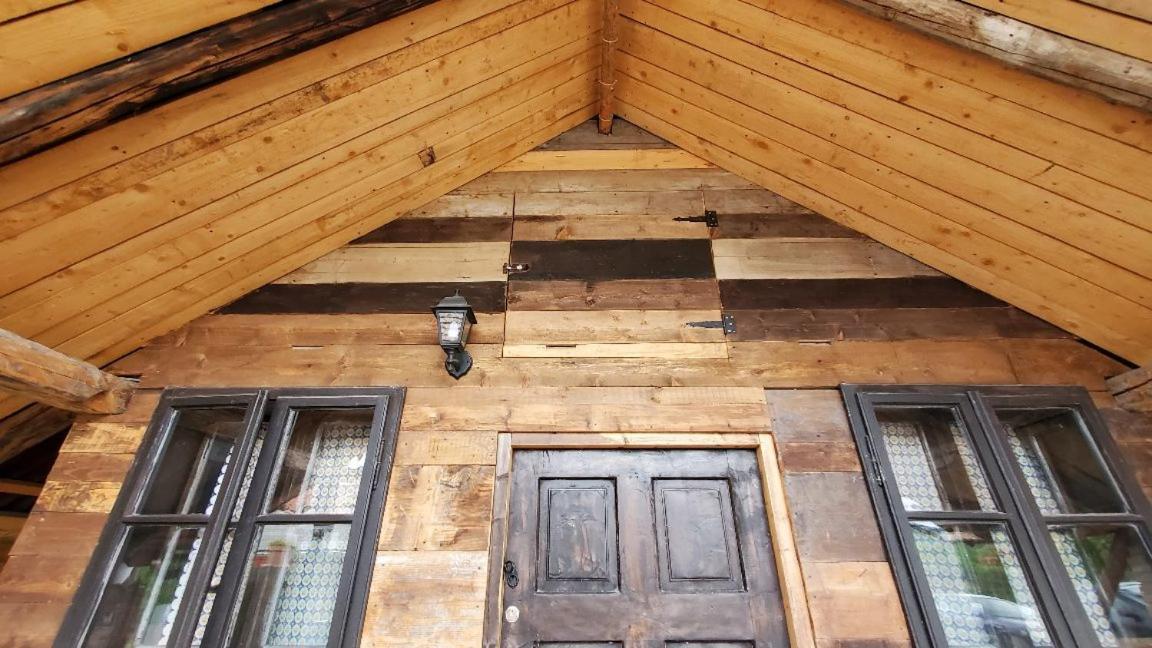Casa Rustic Feher & Fekete Vendeghazak Sovata Exterior foto